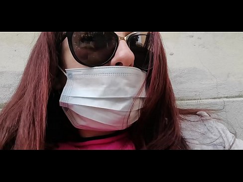 ❤️ Nicoletta hevner seg på naboen og tisser i garasjen hans (Special Covid19 Italian Quarantine) ☑ Jævla video ved no.porno-fuq.ru ❌